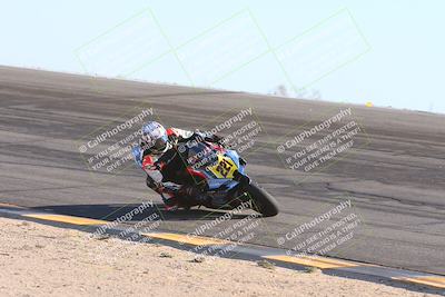 media/Nov-17-2024-CVMA (Sun) [[1fec520723]]/Race 11-Amateur Supersport Open/